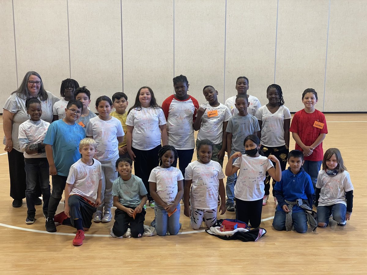 MsSherman5th's tweet photo. @WakelonES 4th graders wearing their Friendship t-shirts! Ms. Small &amp; Ms. Sherman’s classes. 😊 #yougotafriendinme #BullyingPreventionMonth https://t.co/sxRPYJqF1u