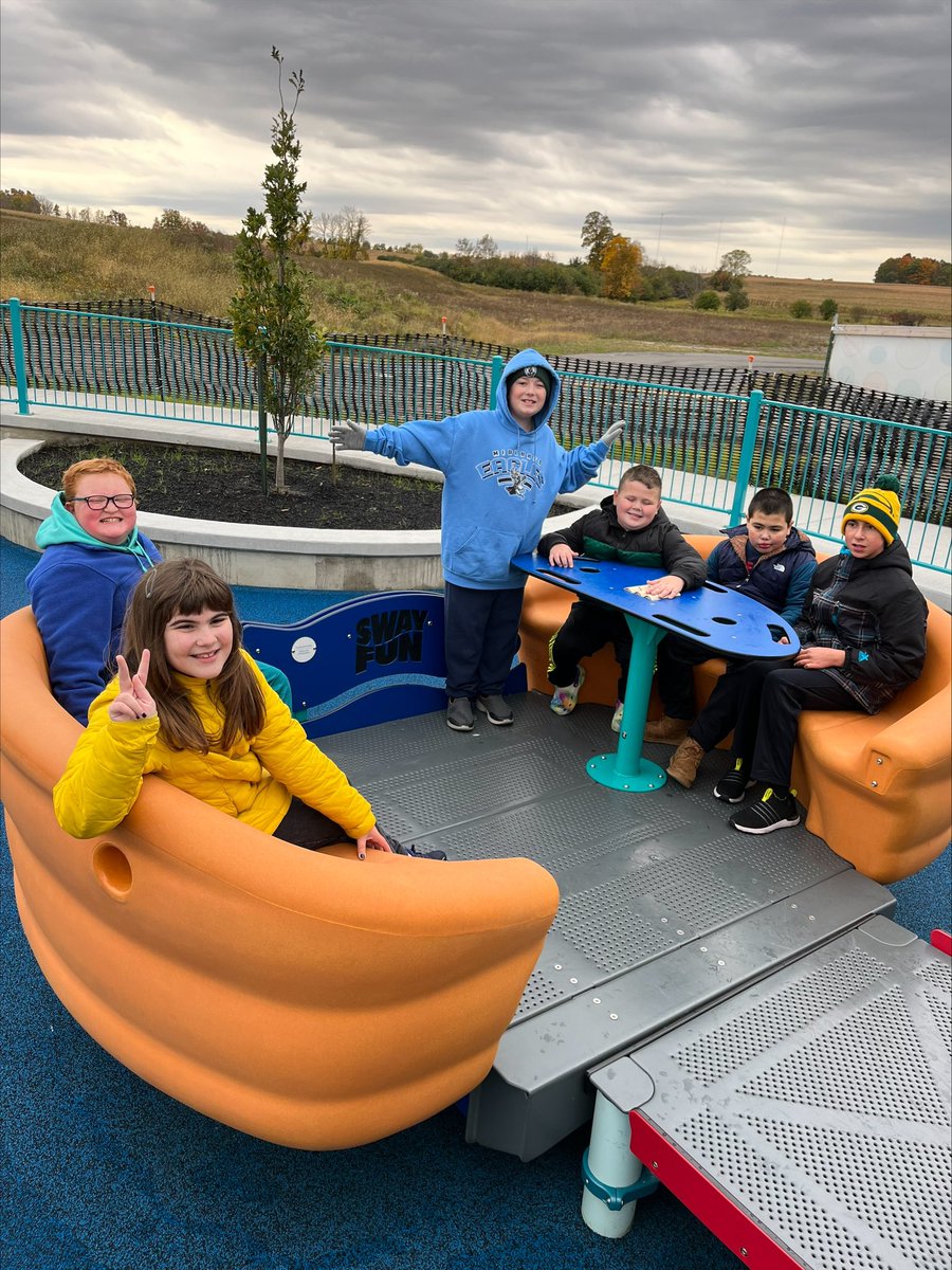 sweeting_tyler's tweet photo. Despite the chilly weather our kids and staff enjoyed their time at Motion Junction. A great experience planned by amazing staff for our incredible students. So many smiles!  #MECproud #TeamChurch #TeamBraeger https://t.co/AsFfFZ27Rq
