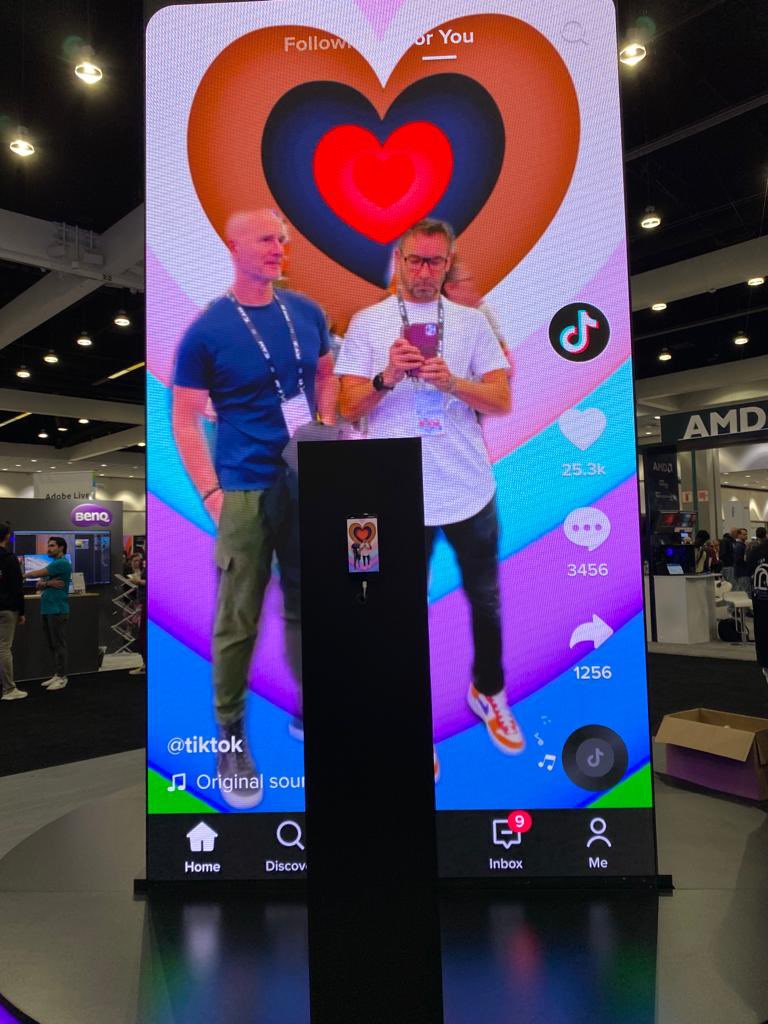 jamesommerville's tweet photo. “Older people using TikTok to defy ageist stereotypes?” —Yup. @SimonNeedham27 https://t.co/CqeL5eo0Ek