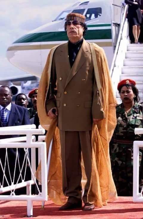 talhaahmad967's tweet photo. ARCHIVE 
On this day 20th October 2011, Libya's 🇱🇾 then President Muammar Gaddafi was killed in a NATO-led intervention in Libya. As per Leaked Hillary Clinton's Emails, NATO Killed Gaddafi to Stop the formation of a United States of Africa. -1/3 https://t.co/mi7woylYlJ