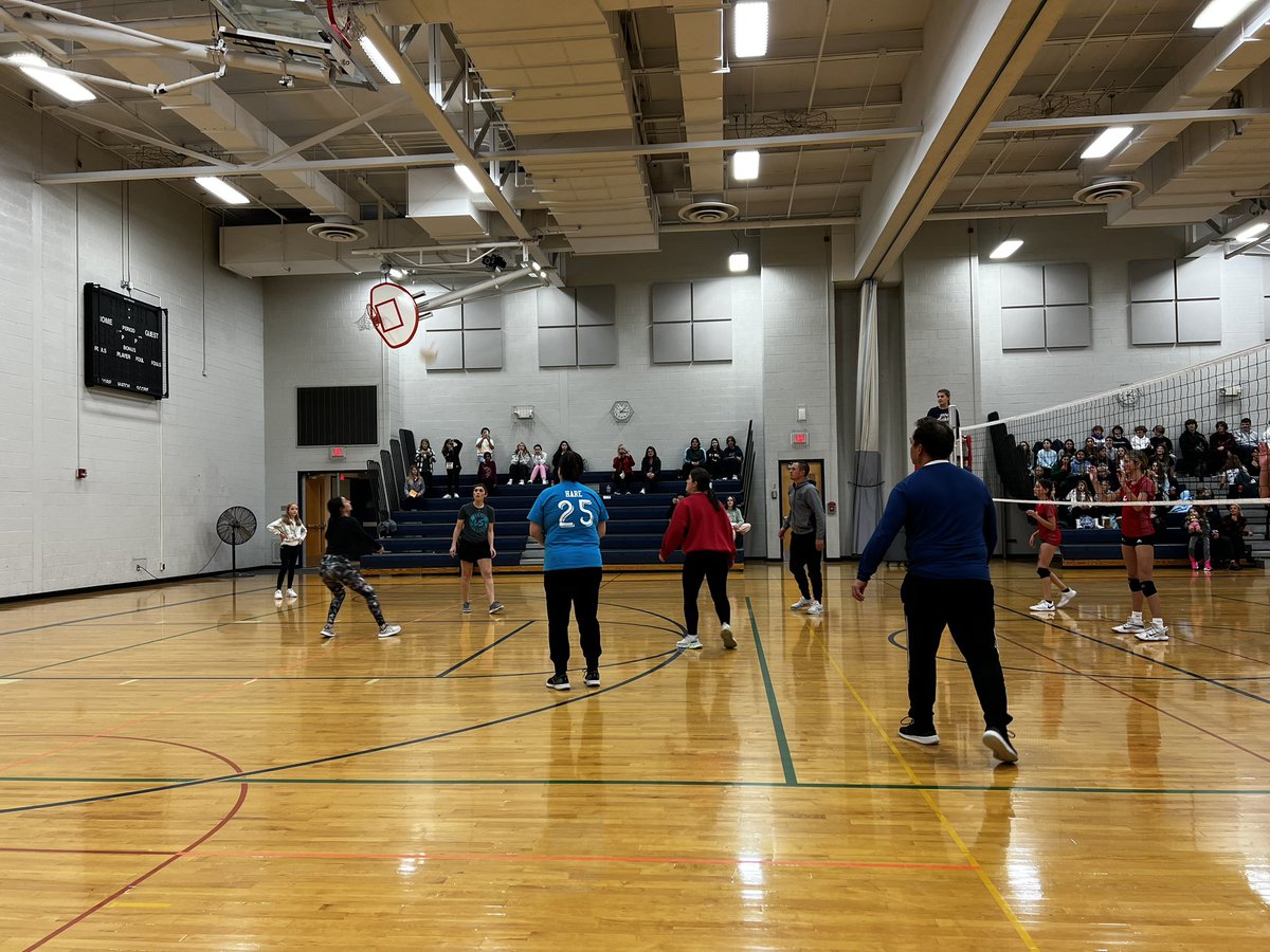 mrchamberlin's tweet photo. 2022 Staff vs. Student Volleyball game.  The students dominated the first set,  but the staff rallied to take sets 2 &amp; 3 for the win! Thanks to the staff, students, fans and choir for an awesome afternoon.🐴🏐 https://t.co/fyPj5FIo3h