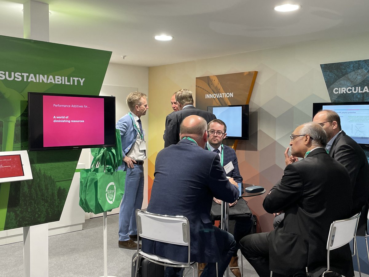 SIGroupInside's tweet photo. No better way to celebrate day two of @K_tradefair than by introducing #EVERCYCLE™. #SIGroup representatives unveiled our new additive solutions designed for use in recycled polyolefin and PET applications. Visit https://t.co/Q9orKzLC9T to learn more! #K2022 #enablingcircularity https://t.co/wa9mikQmCs