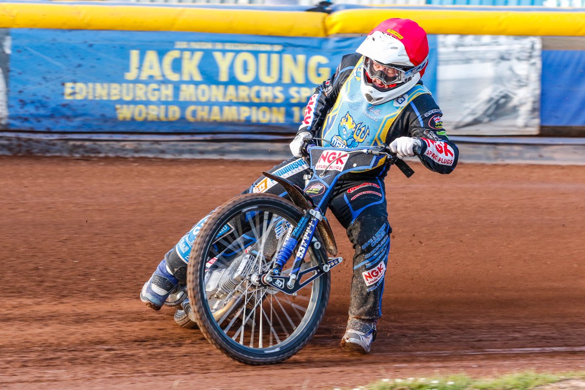 🔵 TONIGHT: It's the final ever  speedway match at Armadale Stadium tonight from 7:30pm - Armadale Stellar Devils v Leicester Lion Cubs - See you there!

🎟 Tickets 👉 armadaledevils.co.uk/tickets or at the gate by cash or card.
📺 Stream 👉 edinburghmonarchs.co.uk/emtv
