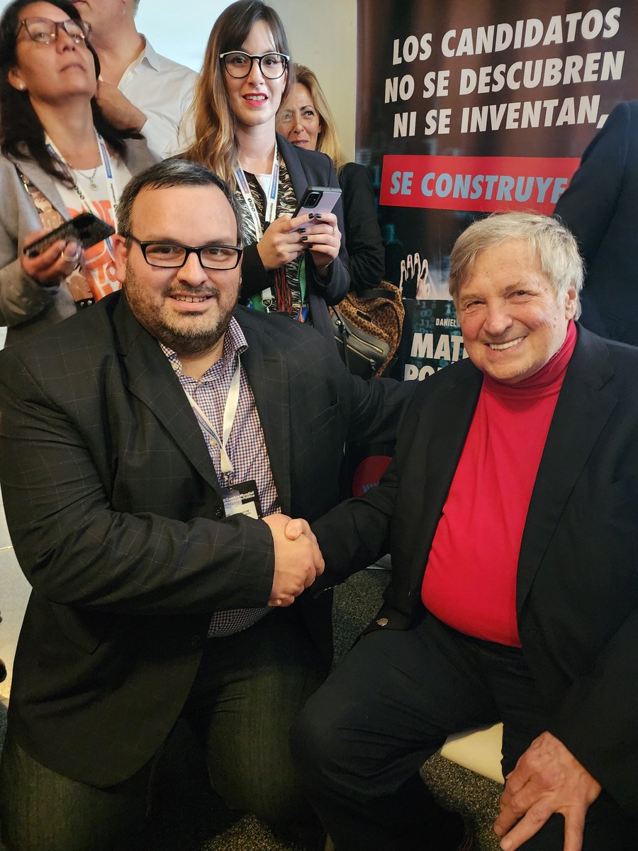 El gran estratega <a href="/DickMorrisTweet/">Dick Morris</a> 
#CumbreBA 
#CumbreCP