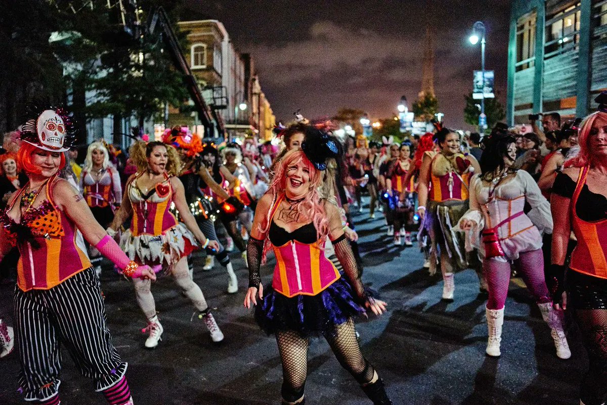BlushBall's tweet photo. #Tbt The #Pussyfooters parading in @KreweofBoo 2015.  Come see us #parade this Saturday Oct. 22! #Halloween #pinkarmy #NewOrleans #nonprofit #womenempowerment #TBThursday #dance #thinkpink #Pussyfooters https://t.co/vkwrIep3HN https://t.co/BPogErx4Pe