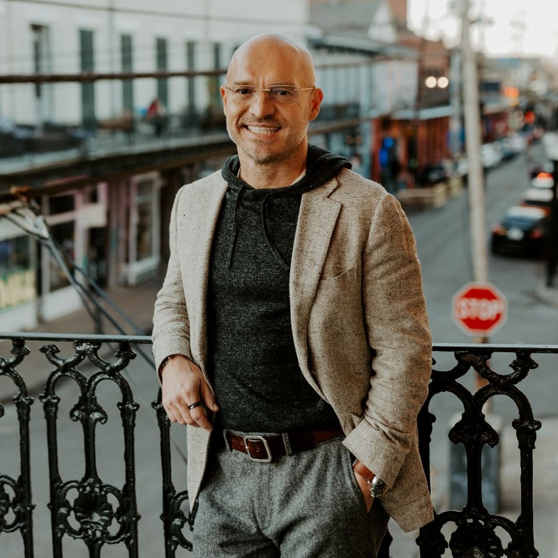 CoStarNews's tweet photo. .@punchbowlsocial's founder is rolling out venues mixing sports with dining despite earlier challenges.

Read the full story by @LouHirshWork