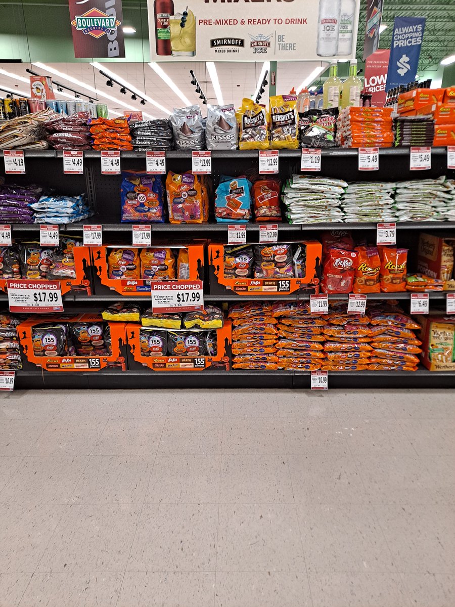 RaymorePC's tweet image. Stash up on Halloween candies!