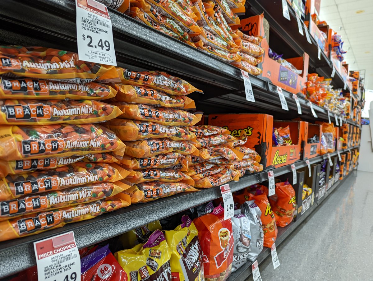 Come pick up your #Halloween candy from Watts Miller Price Chopper TODAY!