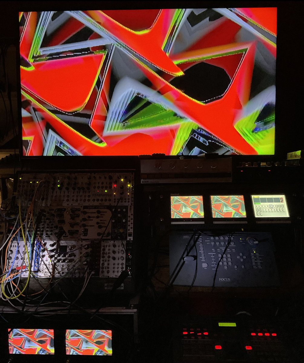 ex_mortal_ tweet media