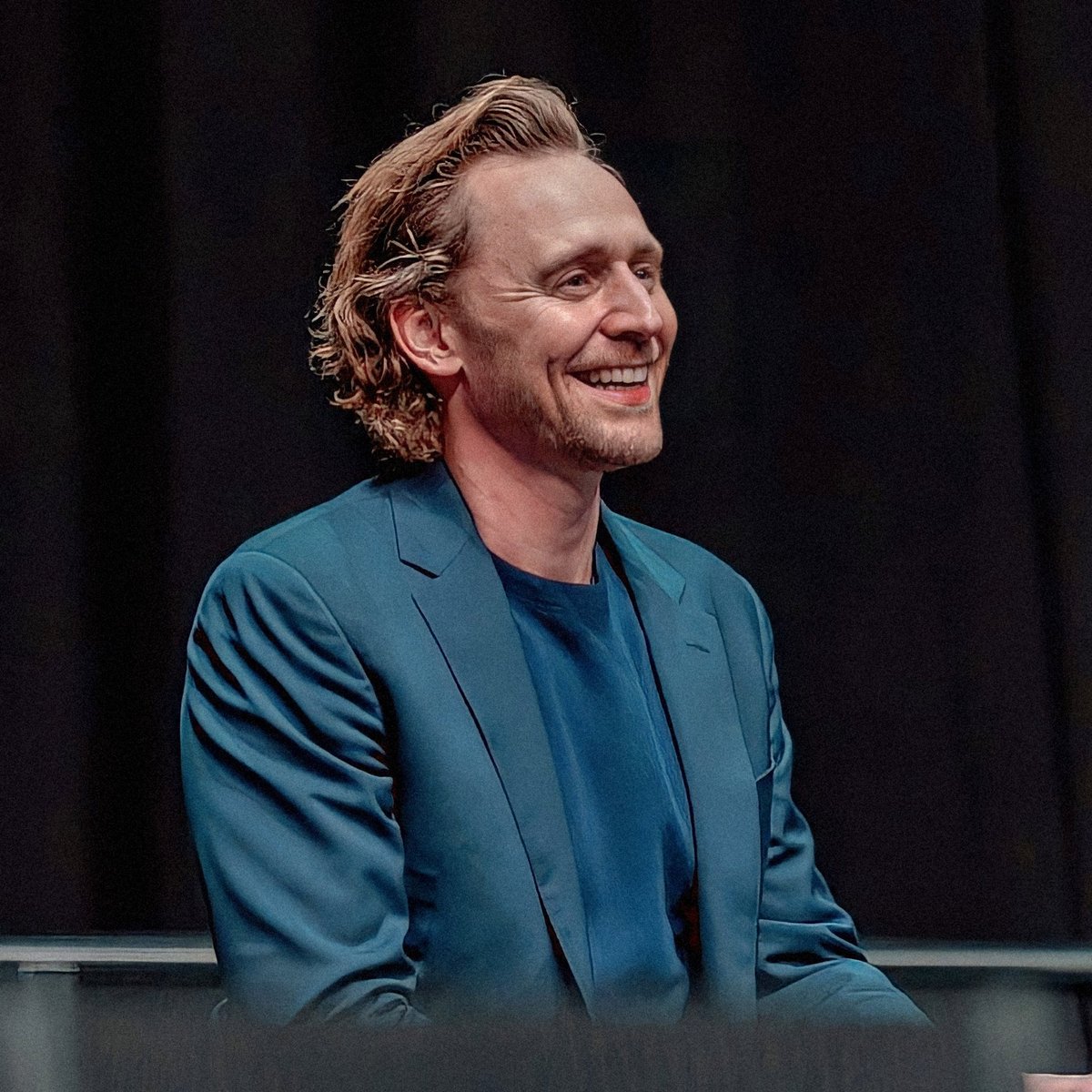 I want to hug him 🖤🫂