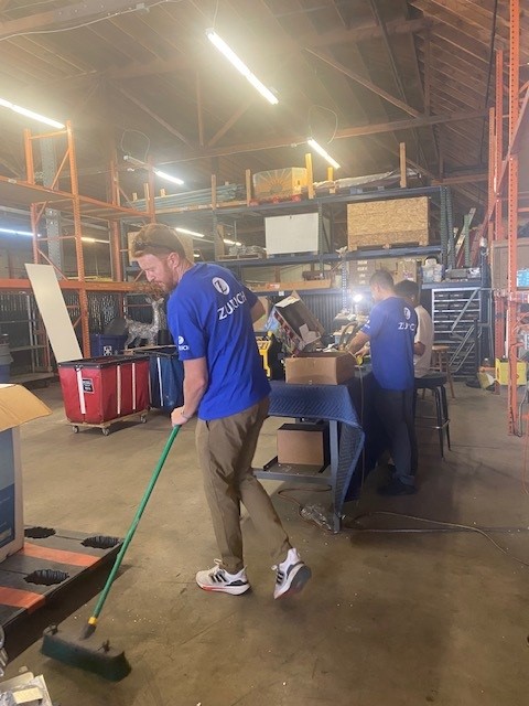 sachabitat's tweet photo. A big Thank You to @Zurich staff for volunteering in the ReStore today! The team assembled furniture, rolled carpet and put them on the store floor, organized, and even provided customer service to shoppers! Thank you all, you rocked! #thestorethatbuildshomes https://t.co/Zv1aAnV3Zy