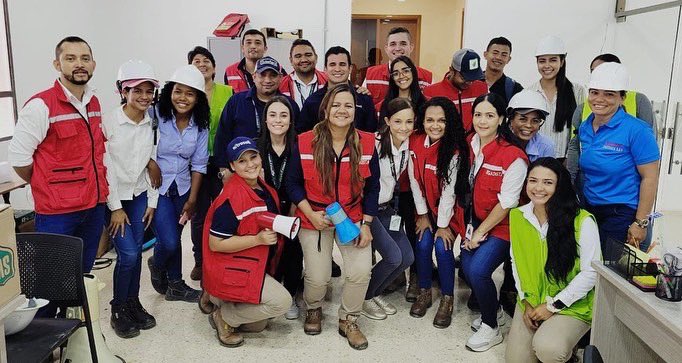 NitrofertCol's tweet photo. Con el liderazgo de nuestra profesional SSTA y la participación de 207 colaboradores desarrollamos el simulacro de evacuación y emergencias en nuestra planta Nitrocaribe. Nitrofert comprometido con la seguridad de nuestra gente. #nitrofert #simulacrodeevacuación https://t.co/uGvQ6Vjxei