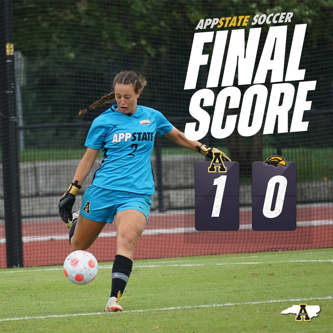 appstatewsoccer's tweet photo. 𝗠𝗼𝘂𝗻𝘁𝗮𝗶𝗻𝗲𝗲𝗿𝘀 𝘄𝗶𝗻!

That's our sixth clean sheet of the season!

#elevAte https://t.co/WO7oJKYOCl