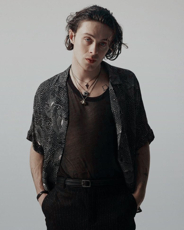 𝑊𝘩𝑎𝑡 𝑦𝑜𝑢 𝑑𝑜 𝑖𝑛 𝑡𝘩𝑖𝑠 𝑤𝑜𝑟𝑙𝑑 𝑖𝑠 
𝑎 𝑚𝑎𝑡𝑡𝑒𝑟 𝑜𝑓 𝑛𝑜 𝑐𝑜𝑛𝑠𝑒𝑞𝑢𝑒𝑛𝑐𝑒.

𝗧𝗵𝗲 𝗾𝘂𝗲𝘀𝘁𝗶𝗼𝗻 𝗶𝘀 𝘄𝗵𝗮𝘁 
𝗰𝗮𝗻 𝘆𝗼𝘂 𝗺𝗮𝗸𝗲 𝗽𝗲𝗼𝗽𝗹𝗲 
𝗯𝗲𝗹𝗶𝗲𝘃𝗲 𝘆𝗼𝘂 𝗵𝗮𝘃𝗲 𝗱𝗼𝗻𝗲.