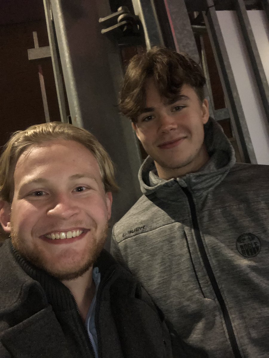 SteveYzermeme19's tweet photo. I am so greatful to have met future, current and past Red Wing players #lgrw @WingedWheelPod @DetroitRedWings @NHL @NHLsv #lucasraymond #marcokasper #moritzseider #simonedvinsson #theodorniederbach #williamwallinder #nicklaslidstrom https://t.co/HcNYZfuPDF