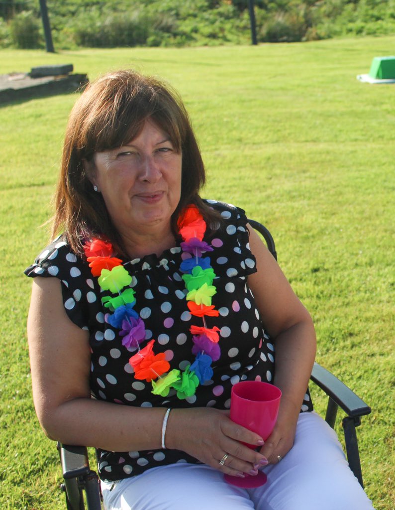 Hosting a night in memory of our wonderful mum to raise funds for <a href="/PancreaticCanUK/">Pancreatic Cancer UK</a> if any businesses/people would like to donate prizes towards our night 💜💜