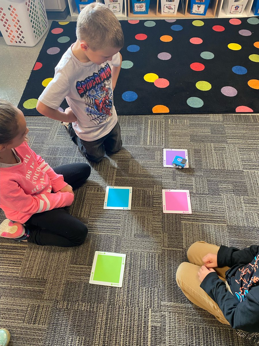 I spent an amazing morning at Maplewood Elementary showing students how to use their new indi cars. It was “the best day of my life” for many of them! 😊❤️ So awesome to see the collaboration with students! <a href="/Sphero/">Sphero</a> <a href="/SpheroEdu/">Sphero Education</a>
