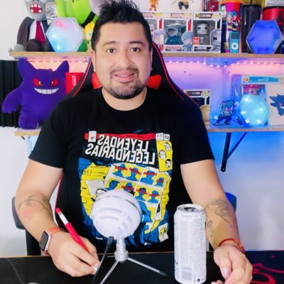 michdmark's tweet photo. #NewProfilePic 
Se me había pasado totalmente sincronizar la foto con mis demás redes https://t.co/4yAebe5T7C
