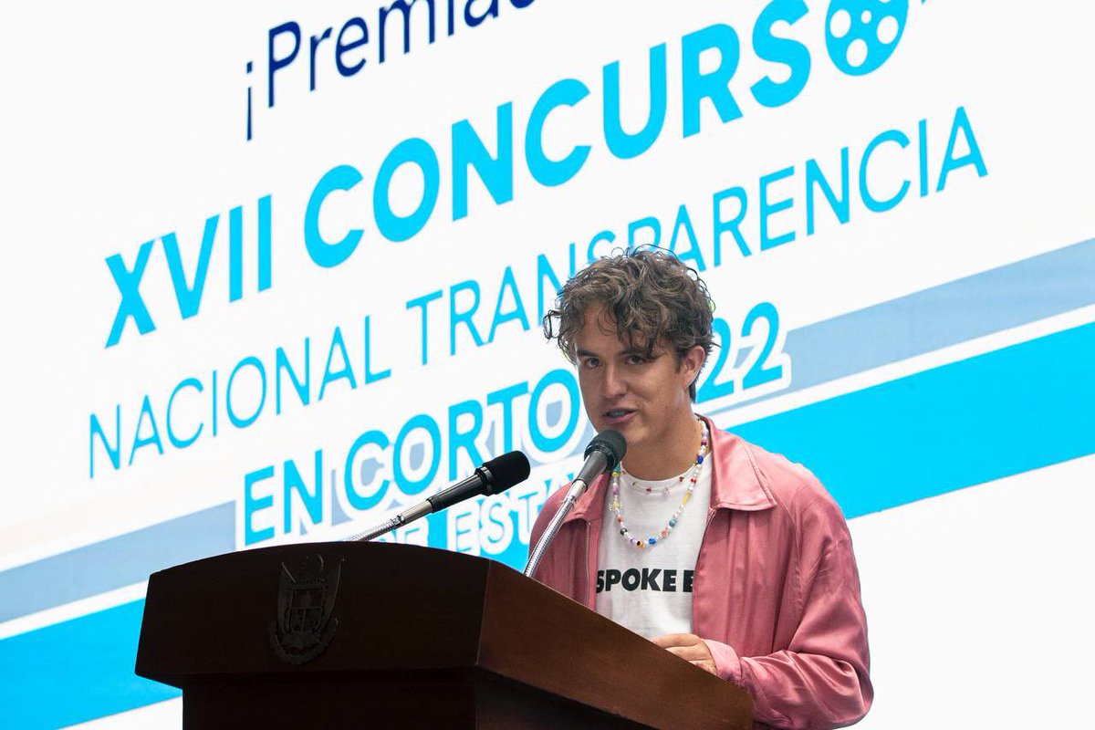 gobqro's tweet photo. ¡Muchas felicidades a las y los ganadores! Realizamos la premiación de la etapa estatal de los cortometrajes participantes en el XVII Concurso Nacional de Transparencia en Corto 2022. Vamos #JuntosAdelante por Querétaro, para llevarlo al siguiente nivel. https://t.co/a9s3jMyyIR
