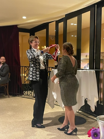 StanfordTPT's tweet photo. We want to take a moment to congratulate our Founder &amp; Executive Director, Dr. Halpern-Felsher, on her appointed Professorship as the Marron and Mary Elizabeth Kendrick Professor II at Stanford University! We are so proud &amp; were delighted to have been able to celebrate together. https://t.co/7DBzgG2ltE