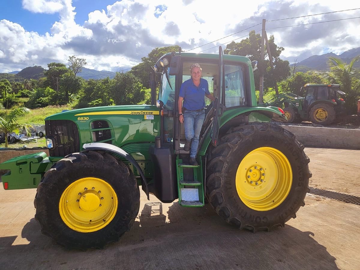 Our new tractor has arrived!

Here’s Lucy to bring it in.