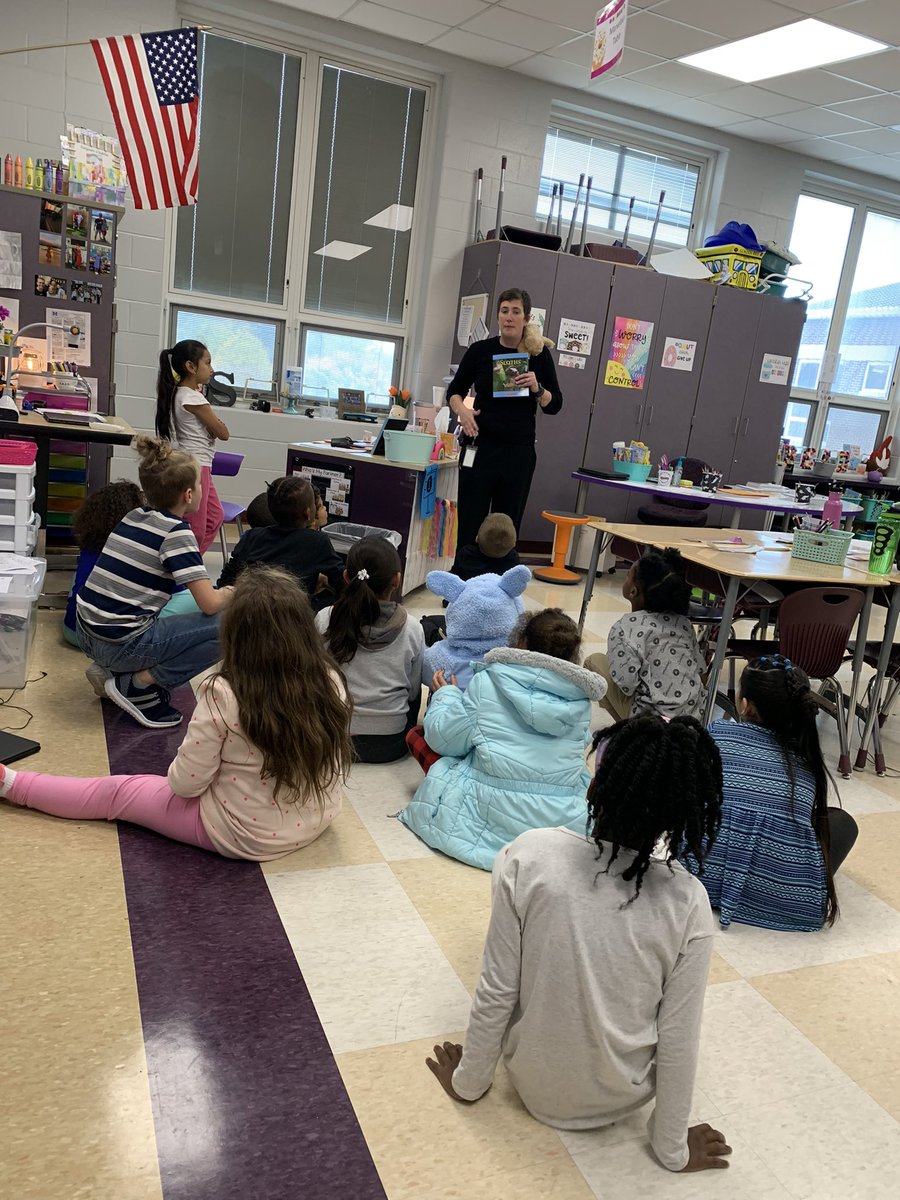 Thank you <a href="/charity_goode/">Charity Goode</a> for coming and sharing with us all about sloths for #InternationalSlothDay! 💜 

#RiseWithUs #MiddieRising #thirdgrade
