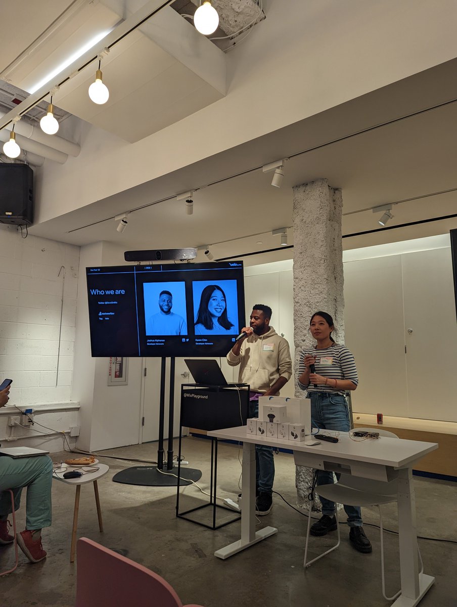 tomas_piaggio's tweet image. @DevsOnWix is in the house!

#FirebaseDevFest #FlutterDevFest