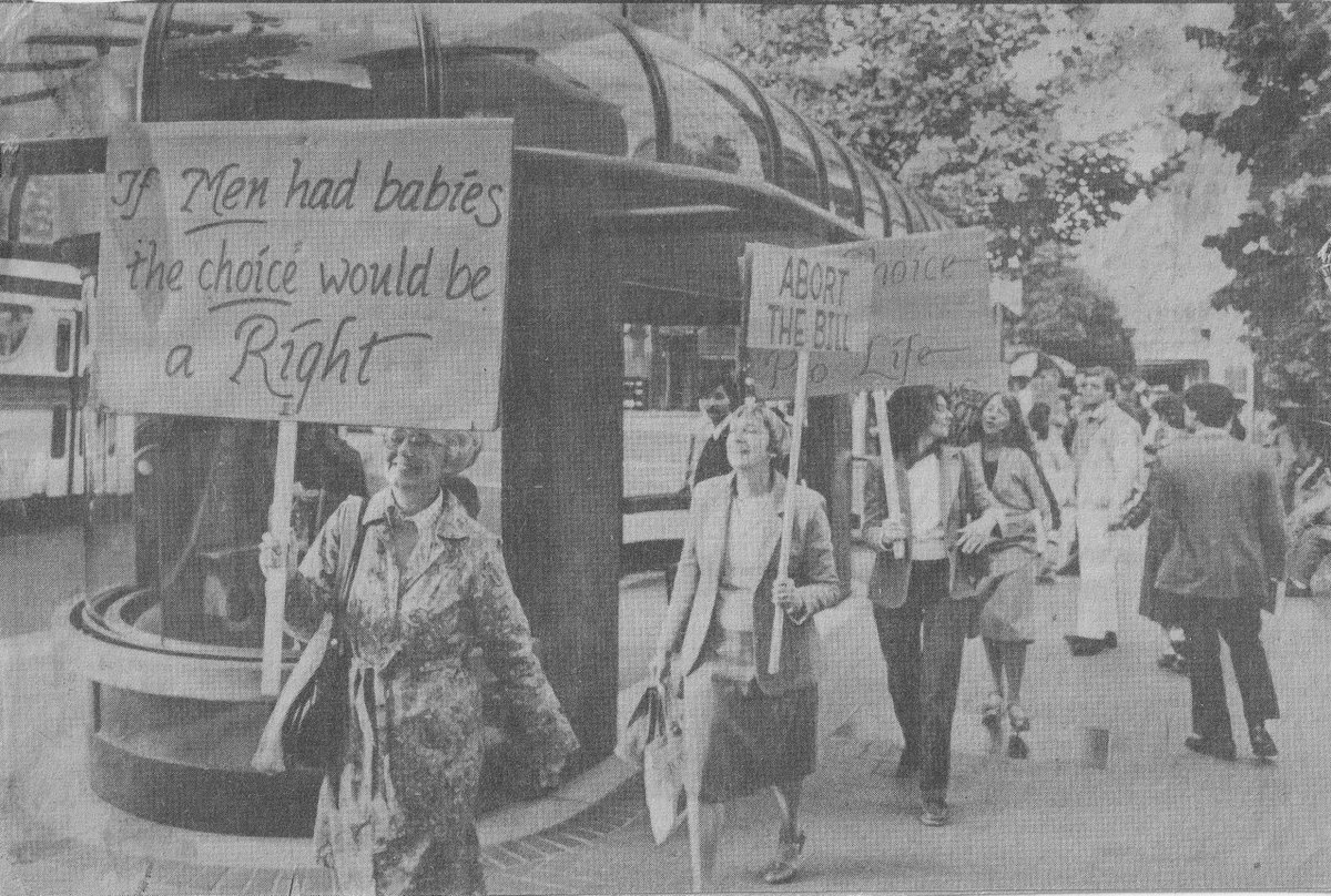 jcfphillips's tweet photo. Thinking of @ursulakleguin on her birthday. To celebrate her activist side as well as her writing, here's a photo of her in Portland, early 1980s, demonstrating for abortion rights. https://t.co/2k5WxYR8Qe
