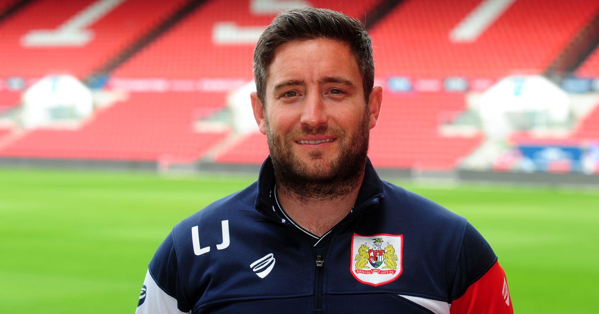 Why Lee Johnson is (*mainly*) talking out of his arse with regards to the mentality of Scottish clubs against the Old Firm Listen/subscribe: bit.ly/3sbo5ra