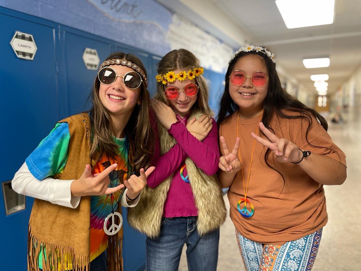 MercymountCDS's tweet image. It was a groovy day as we went back in time to the year 1975!