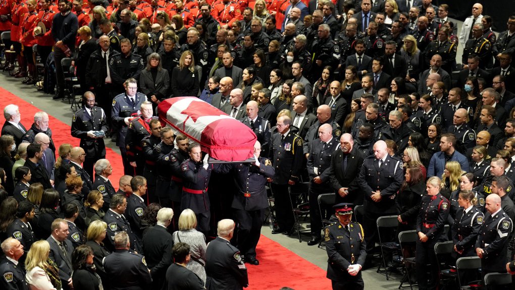Was an honour to attend the funeral for PC Morgan Russell &amp; PC Devon Northrup of the <a href="/SouthSimcoePS/">South Simcoe Police</a>, w/ <a href="/TPAca/">Toronto Police Association</a> Board,<a href="/TPSJulie/">Julie Campbell</a>, &amp; thousands members from across Canada.
TY to <a href="/TorontoPolice/">Toronto Police</a> members who attended the service &amp; who provided op. support.

#HeroesInLife #EnoughIsEnough