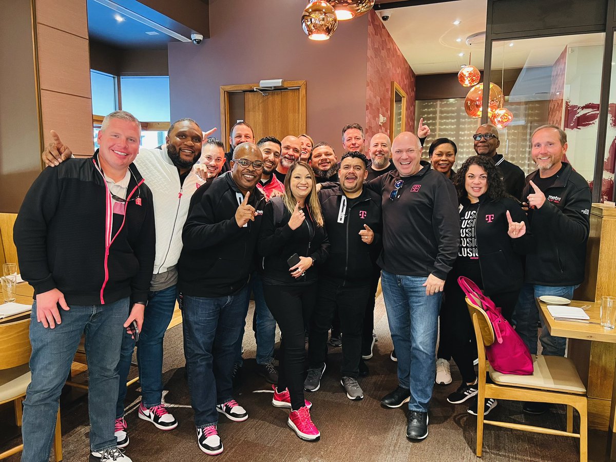 Downtown Larry Brown tweet media