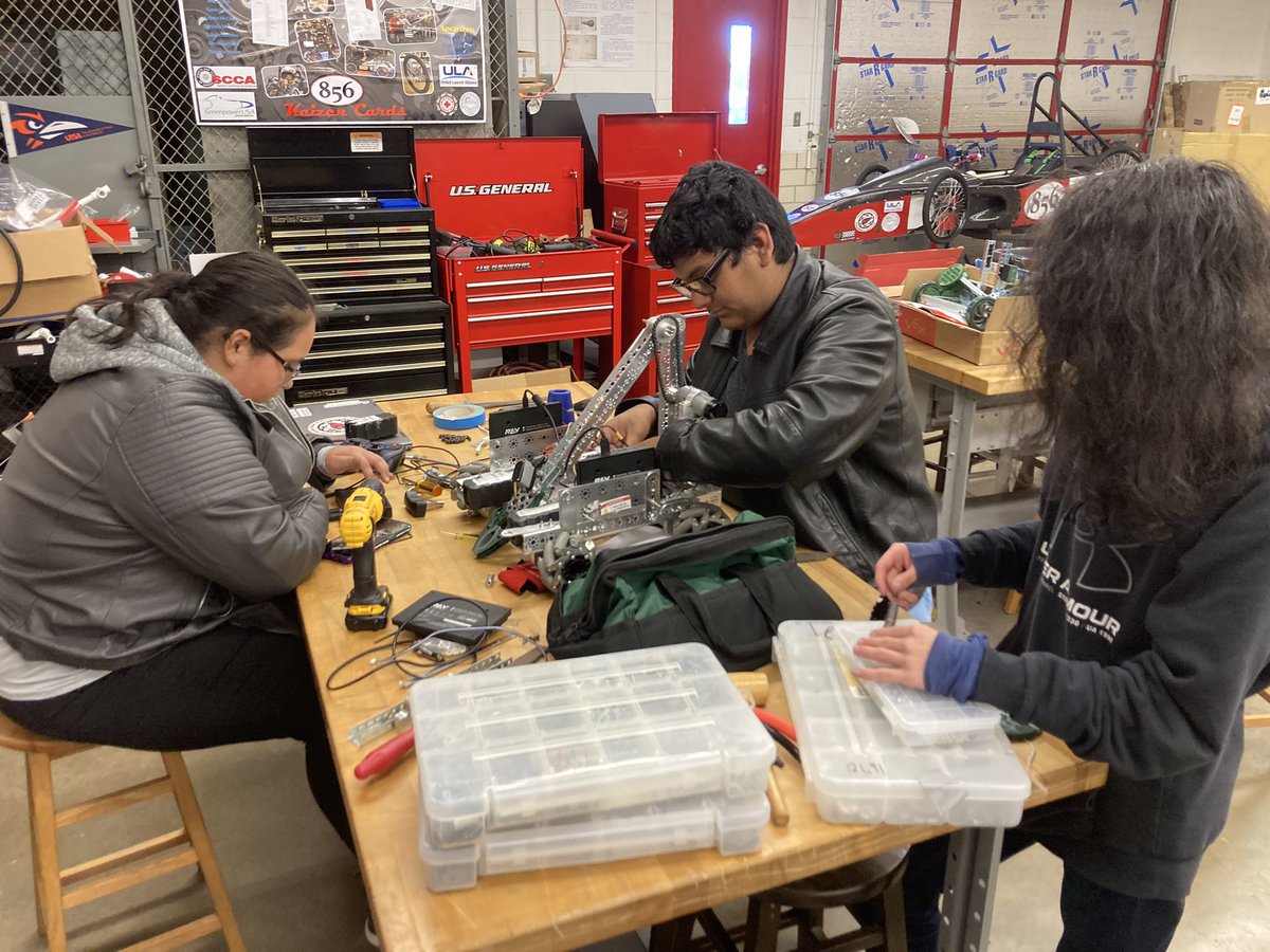 Daniel Guajardo tweet media