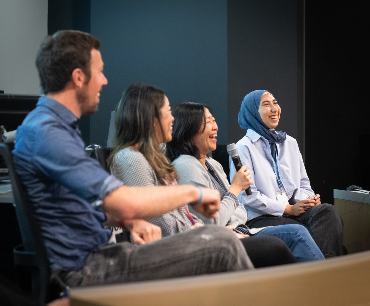 Graduate Research Student Committee (@monashstm_grsc) on Twitter photo It was so great to see everyone yesterday for our Tune In and Chat event. Thanks again to our panel members! <a href="/evelinemu_/">Eveline Mu</a> @sihman_tan @matt_snelson <a href="/rossana_azzoni/">Rossana Azzoni</a> It was so great to see everyone yesterday for our Tune In and Chat event. Thanks again to our panel members! <a href="/evelinemu_/">Eveline Mu</a> @sihman_tan @matt_snelson <a href="/rossana_azzoni/">Rossana Azzoni</a>