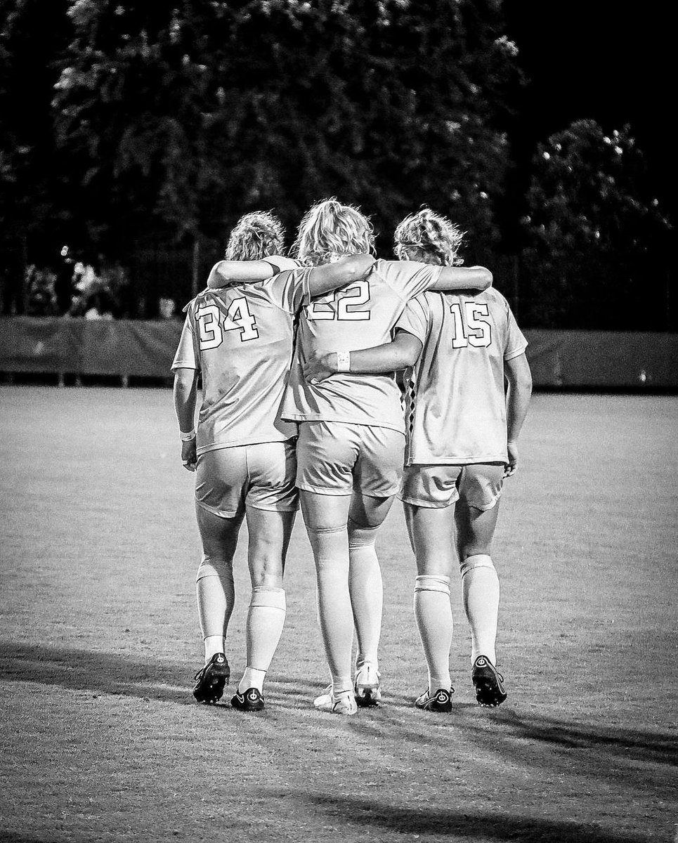 TAR HEEL POWER 🔥

No. 2 <a href="/uncwomenssoccer/">UNC Women's Soccer</a> defeats No. 4 Florida State, 2-1, in <a href="/theacc/">The ACC</a> top-5 showdown! 

#NCAASoccer x 📸 IG/uncwomenssoccer
