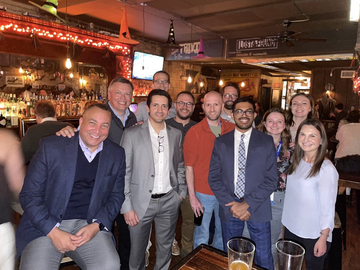 UMMC ID fam. Present &amp; past. @IDWeek2022