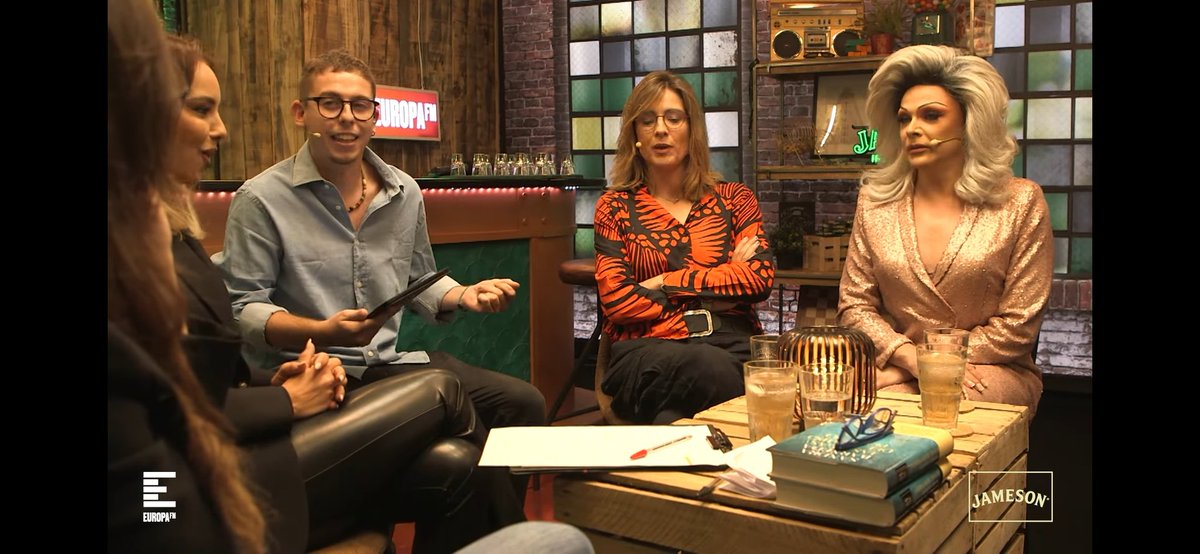 joaquincruz91's tweet photo. Por esta experiencia tan fantástica.
#TMESSandraBarneda
@Jameson_es @europa_fm @Chenoa
@SandraBarneda @SupremmedeLuxe
Victoria Martín @VentuGG https://t.co/XYS4pewSzr
