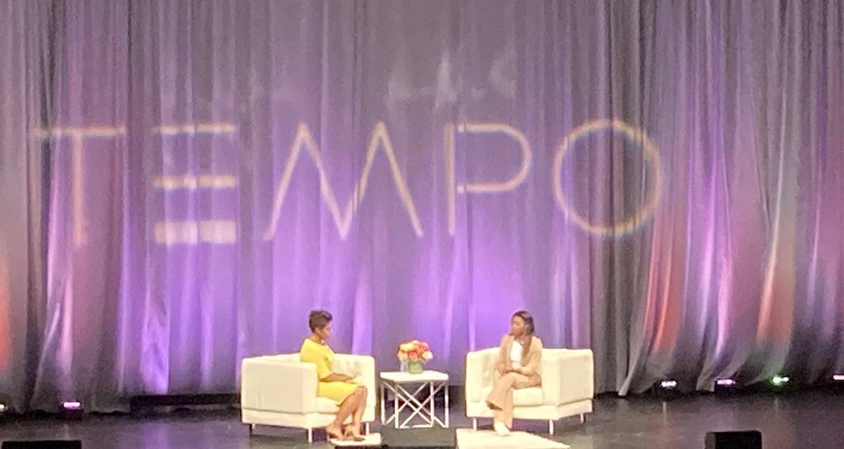 JLSummerfield's tweet photo. I knew she was an amazing gymnast & an inspiring human, but who knew Simone Biles was also hilarious? An awesome evening with her (& 1400 women leaders) @TEMPOMilwaukee #tempoleadership https://t.co/r8Vk1CnaWI