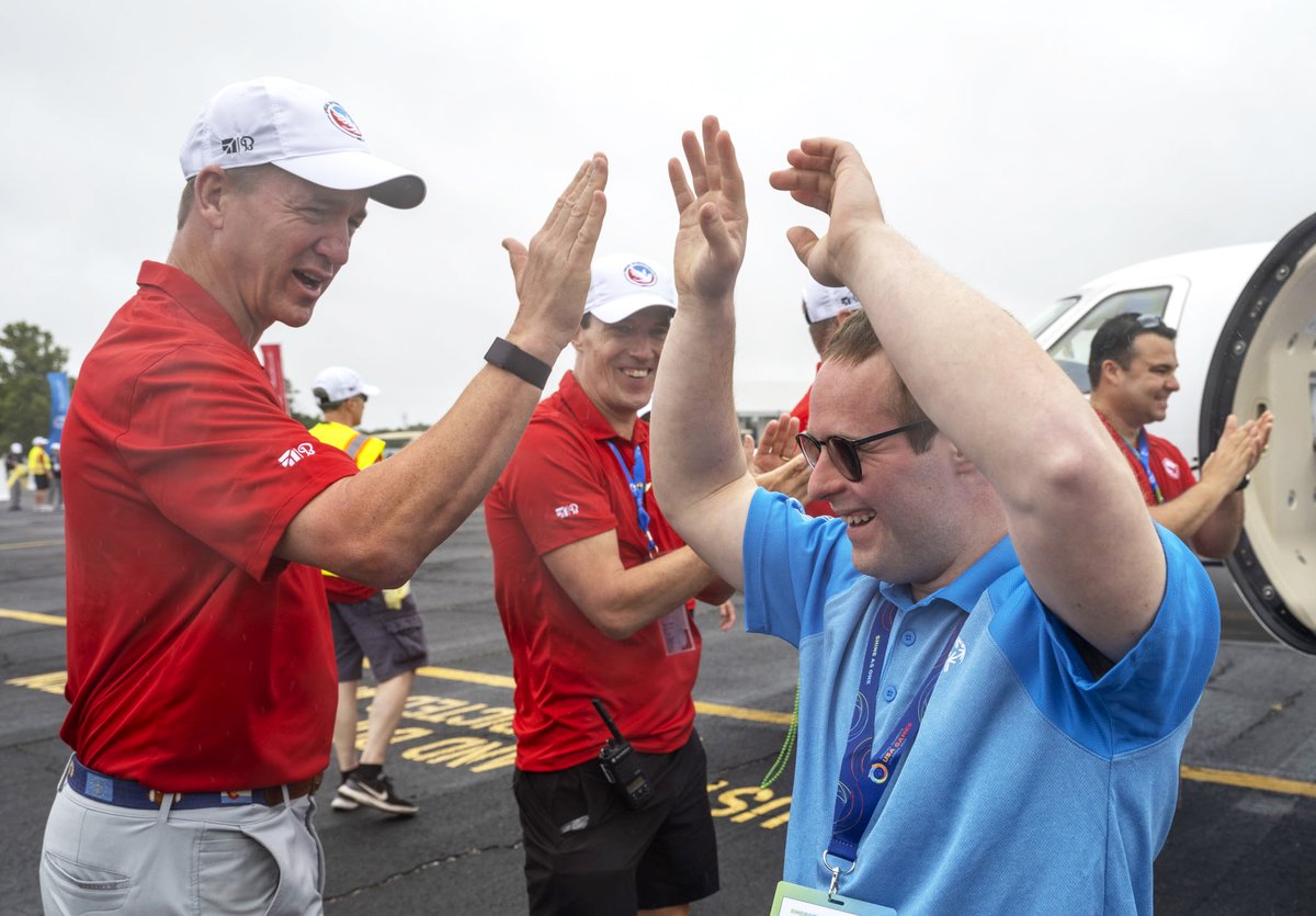 TextronAviation's tweet image. @NFL legend Peyton Manning shared his experience as the honorary chair for the @SpecialOlympics Airlift in June! Our customers provided athletes and coaches the opportunity to fly to the games on a private jet. Watch now at bit.ly/2022SOA.
  
#OneTxtAvTeam #SOA2022