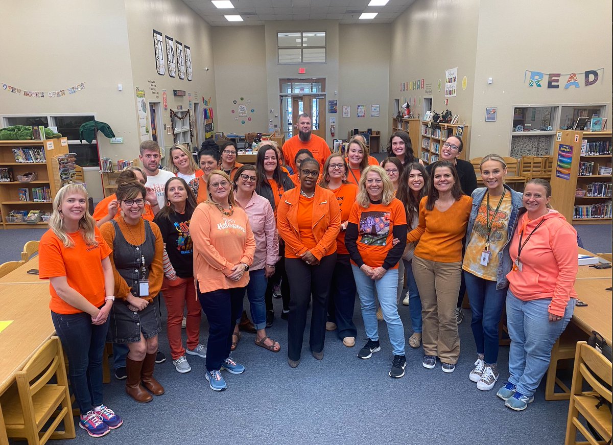 NelsonSupt's tweet photo. Tye River Elementary staff celebrated Unity Day on Wednesday, October 19, 2022, by wearing orange to support anti-bullying.
#OneNelson #Kindness #orangeforunityday https://t.co/gULJtxHLKu