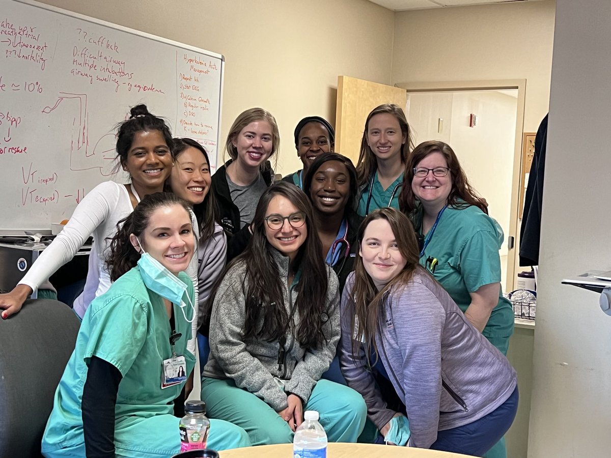 Diana Espinoza (@dianyesp1992) on Twitter photo Strong women 👩🏻⚕️🫁❤️ <a href="/TulanePCCM/">Tulane Pulmonary & Critical Care Medicine</a> Micu rotation is not too hard having them 🎀❤️ Strong women 👩🏻⚕️🫁❤️ <a href="/TulanePCCM/">Tulane Pulmonary & Critical Care Medicine</a> Micu rotation is not too hard having them 🎀❤️
