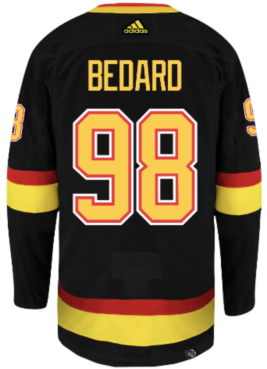 copperleaf22's tweet photo. Blow Hard For Bedard. #Canucks https://t.co/w5vTrOBDM8