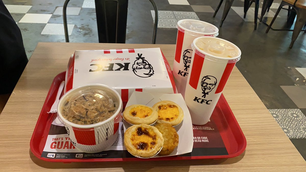 hp101191's tweet photo. Breakfast with HB at KFC https://t.co/lBdG9VUTJd