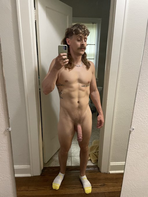 give me some head or somethin https://t.co/5IPLbrec7F