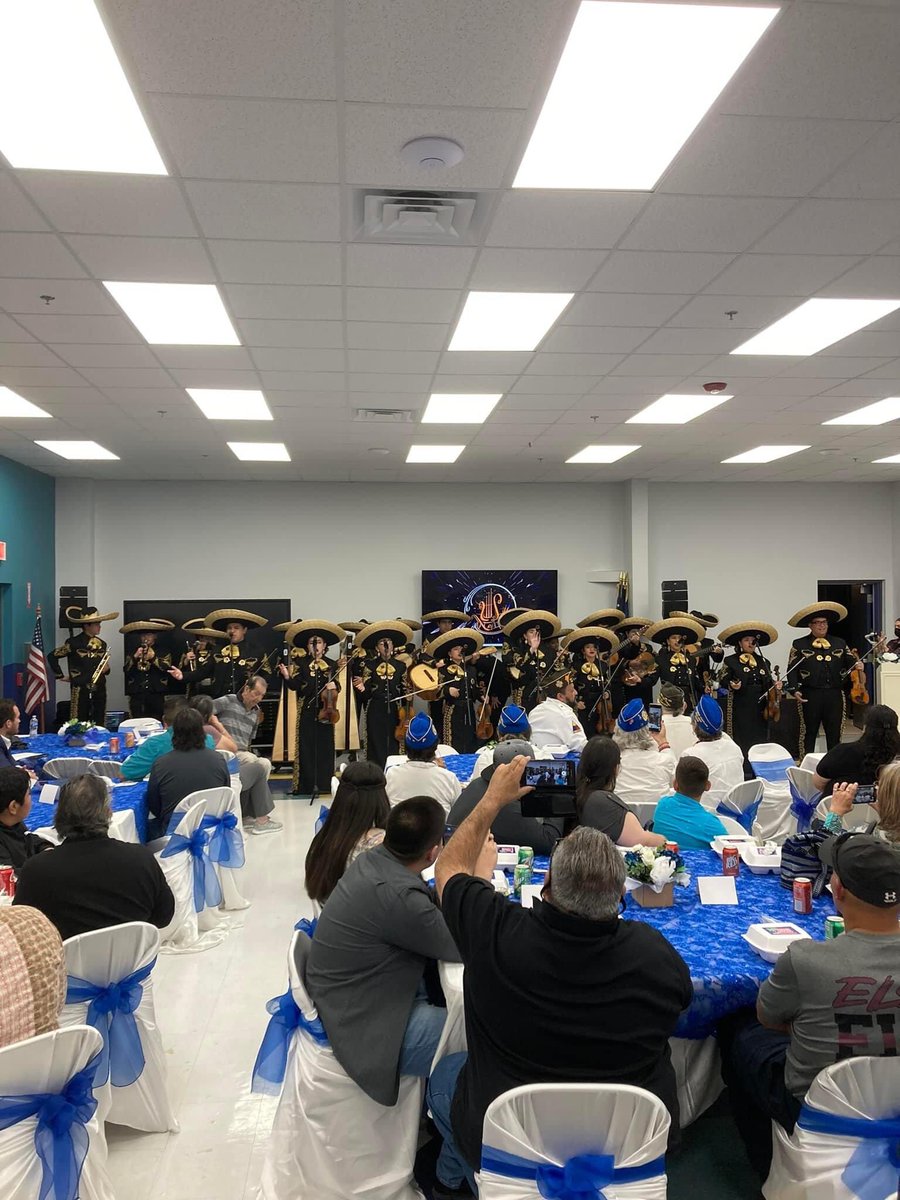 RepLongoria's tweet photo. Honored to participate in Edcouch’s "From the Delta, With Love" ceremony! Celebrated over 50 artists who contributed to the Delta culture.
#txlege #edcouch #thedelta #hd35 https://t.co/zOxYMGNT4w