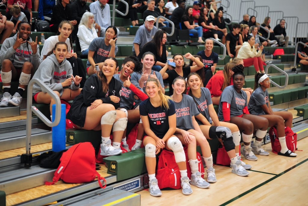 RuhsVb's tweet photo. Sea Hawks moving on to round 2 after defeating South Torrance 25-11, 25-14, 25-14.  

We will be on the road at either Foothill or Great Oak on Saturday night! 😎💪🤙👏👏 https://t.co/PEqV7l1G0R