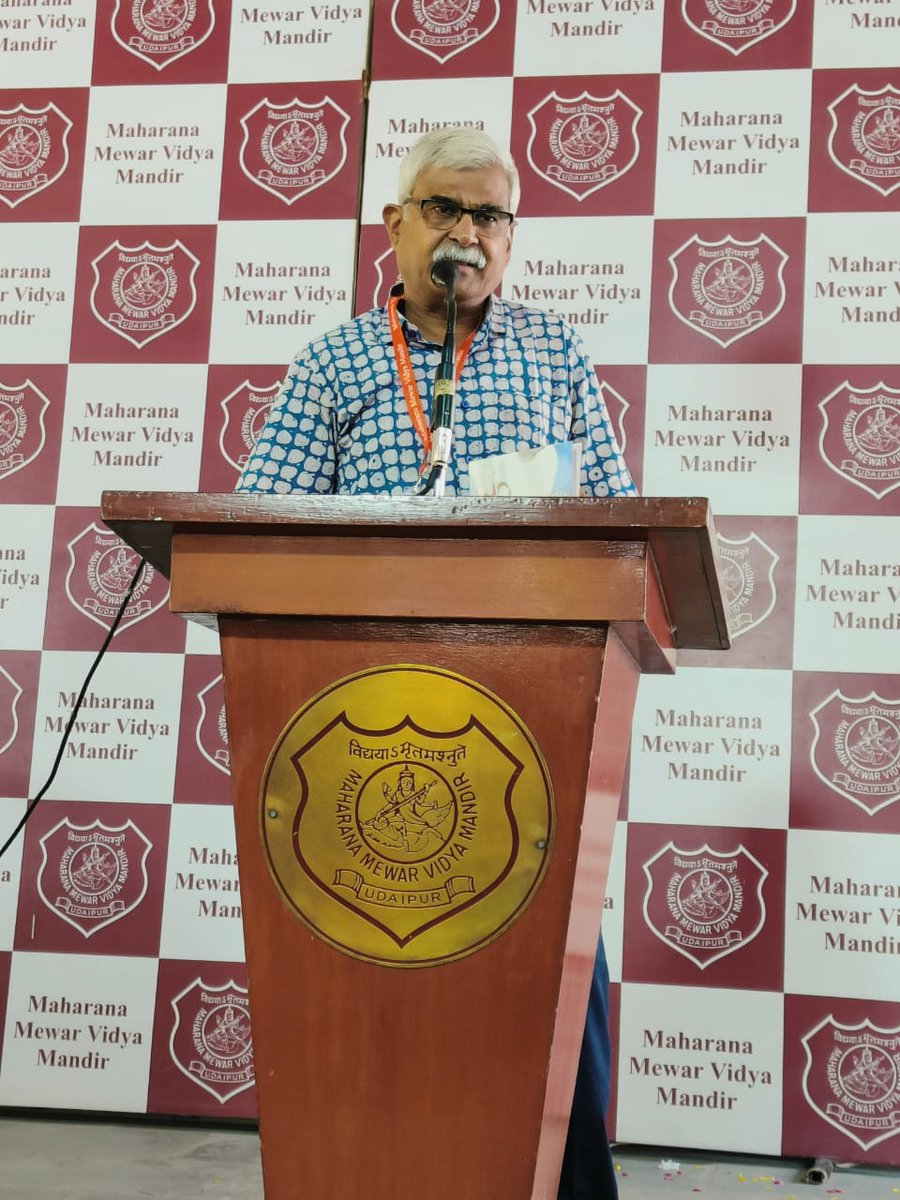 MMVMUdaipur's tweet photo. Keeping in mind the participatory and immersive experience of our young learners, we had Mr. Vilas Janve for an interactive storytelling session.
#storytelling #waytolearn #learnsmart #mmvm #udaipur #rajasthan https://t.co/XYdkjUsqsm