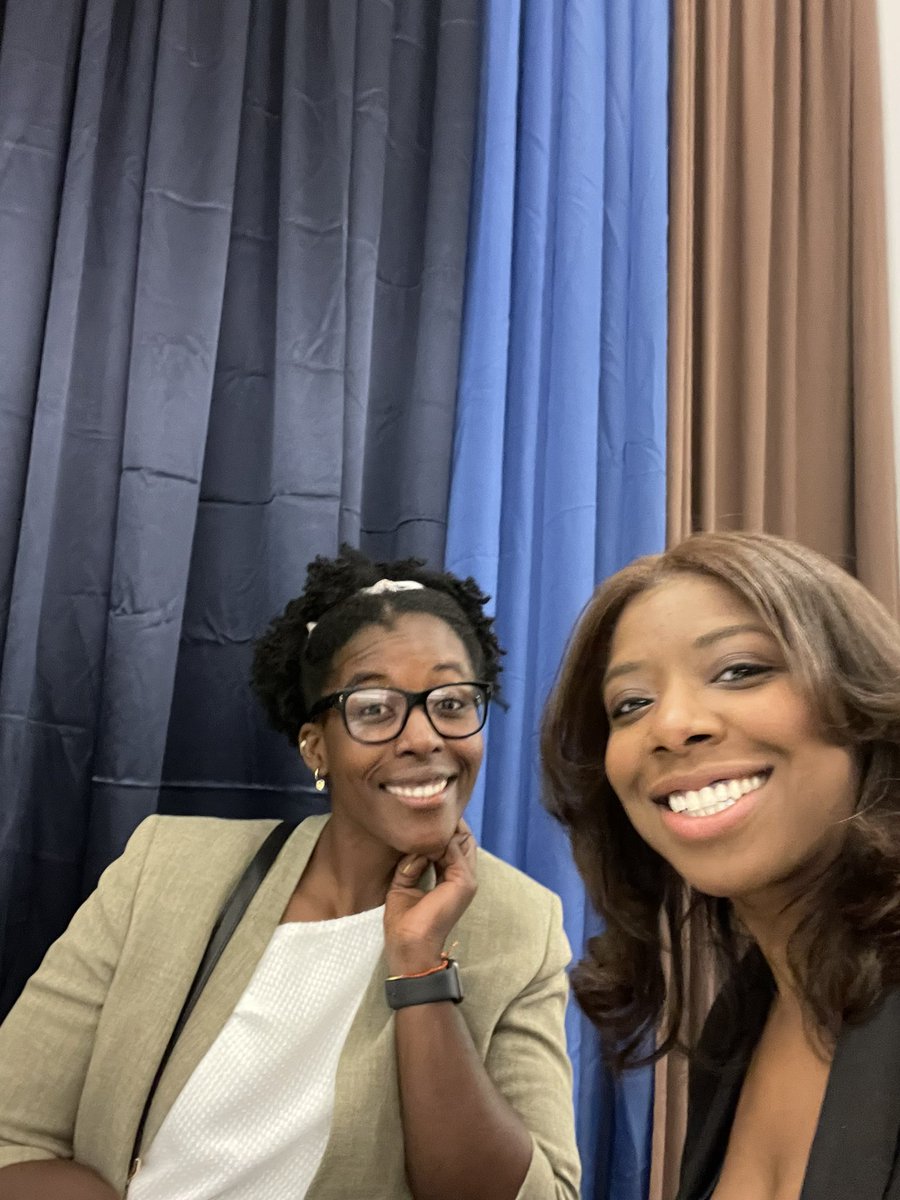 heyjoirae's tweet photo. Really appreciated all the sisterhood and celebration at the @NYCBWPC awards dinner. ❤️ https://t.co/GfM9VwSFkJ