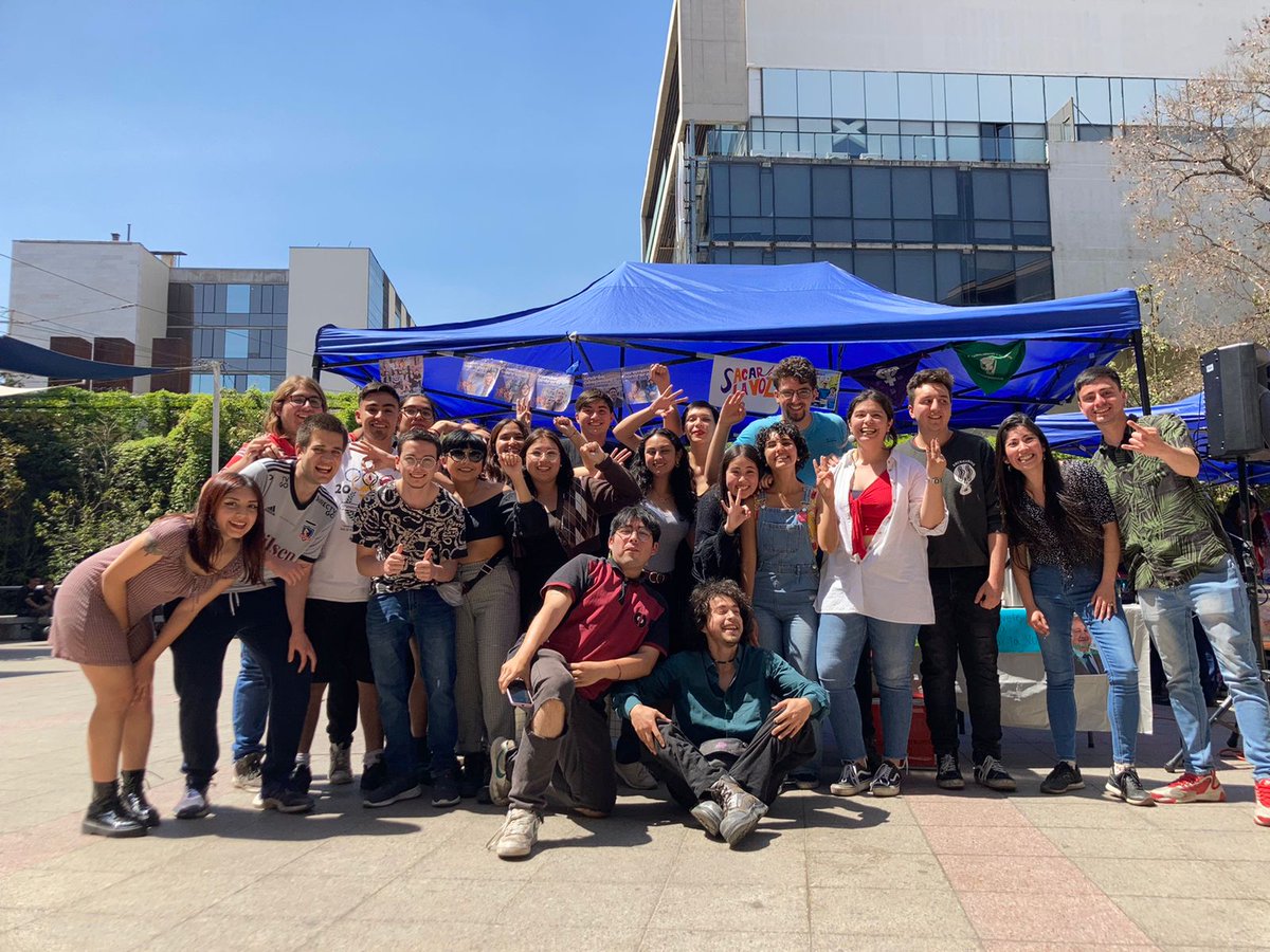 Chris🦁 tweet media