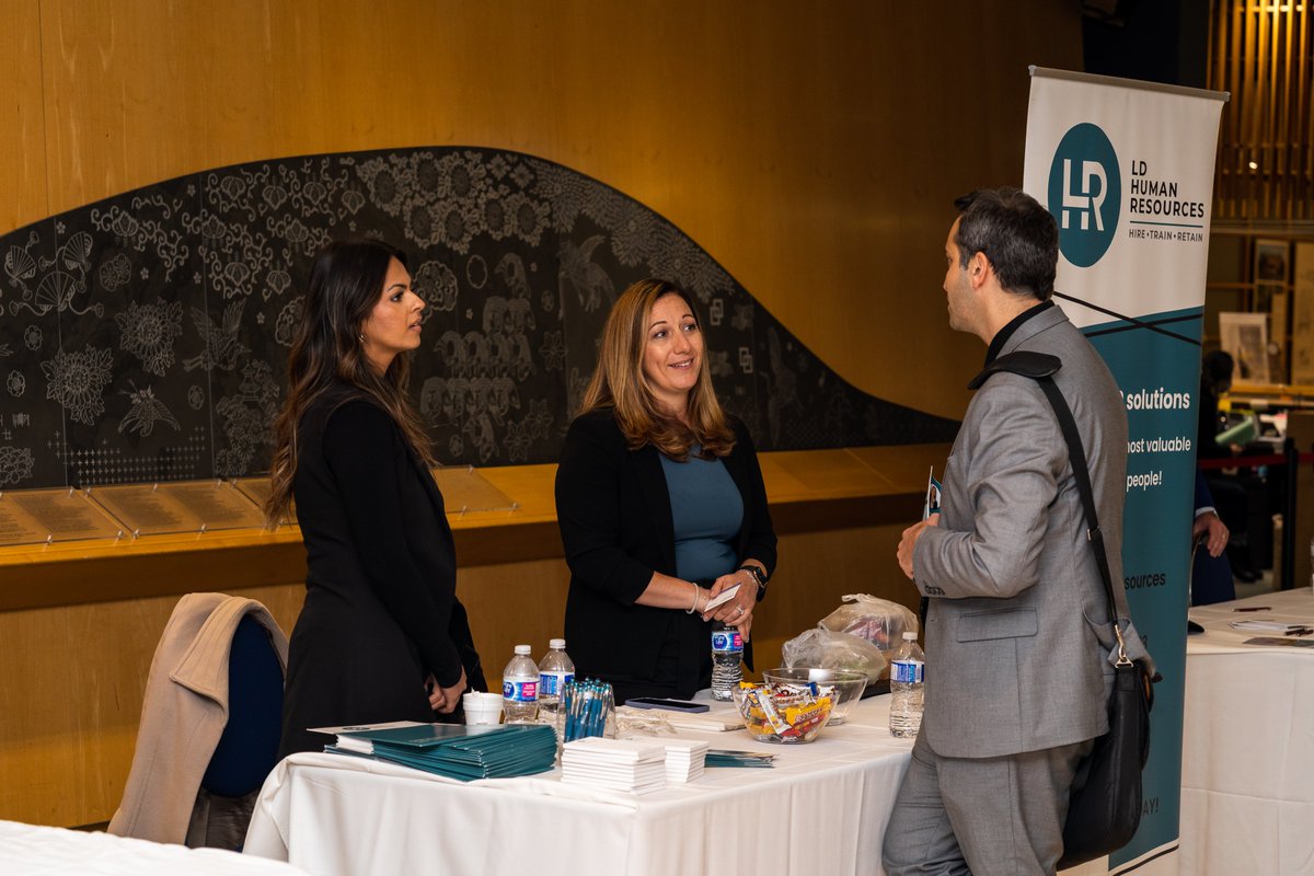 TheNetworkerInc's tweet photo. 2022 North York MEGA Networking - attendee photos. Head on over to our Facebook page to see the full album. https://t.co/uBVYLKyO5G